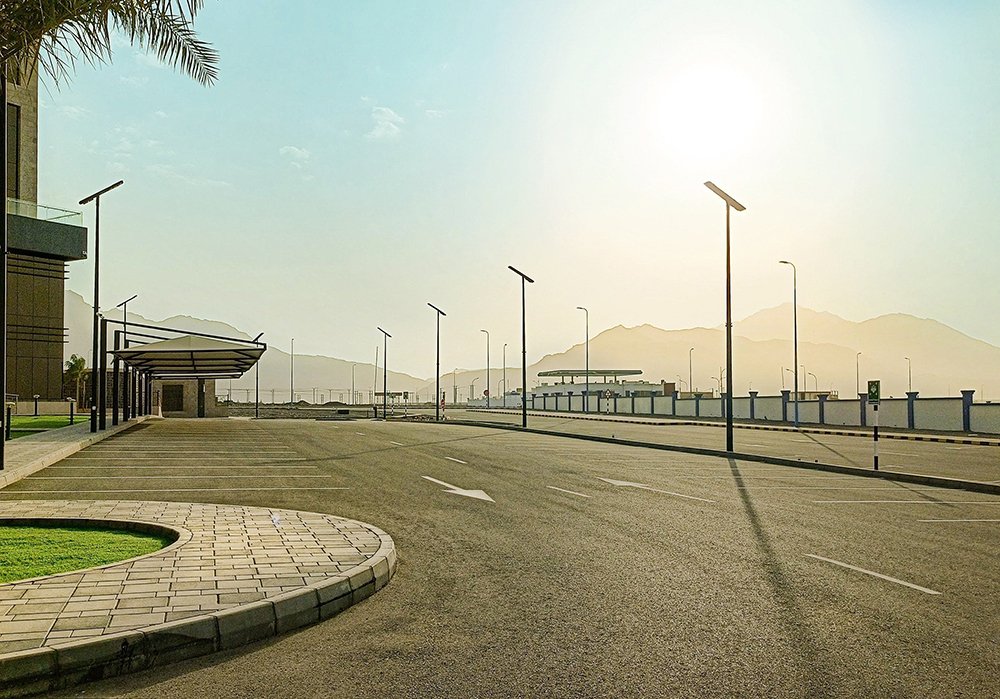 Qual é a potência de uma boa luz solar?