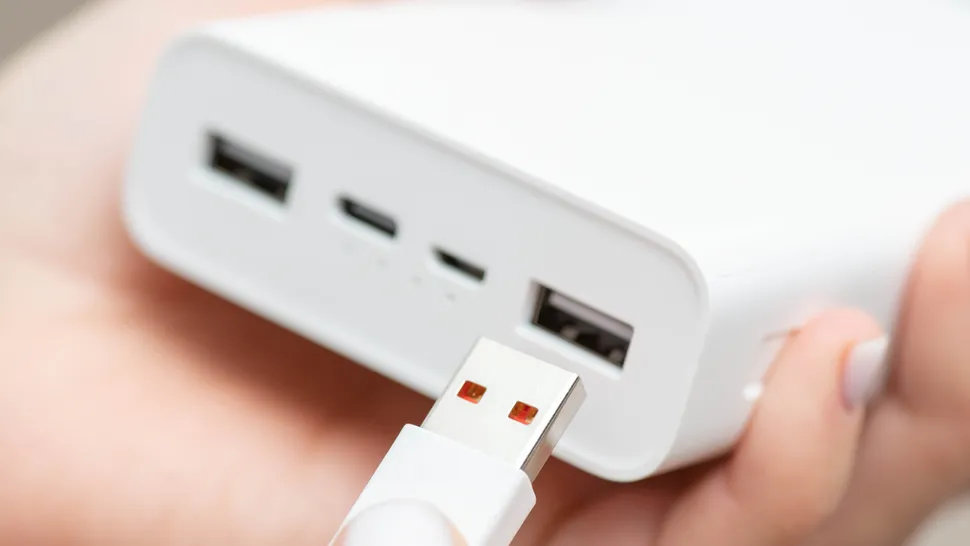 USB 충전기로 태양열 램프 충전
