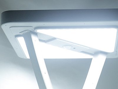 Lampes solaires pour poteaux à l'extérieur