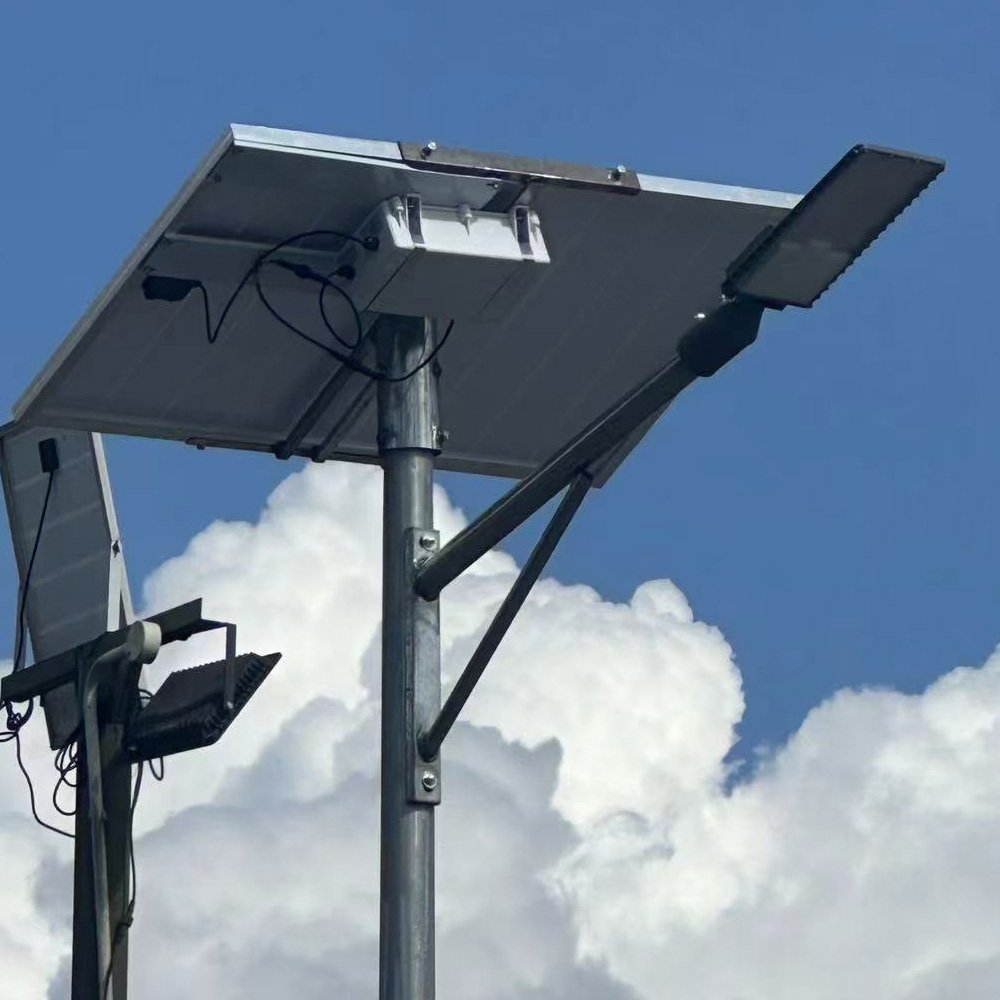 All-in-Two Solar Powered Street Lights